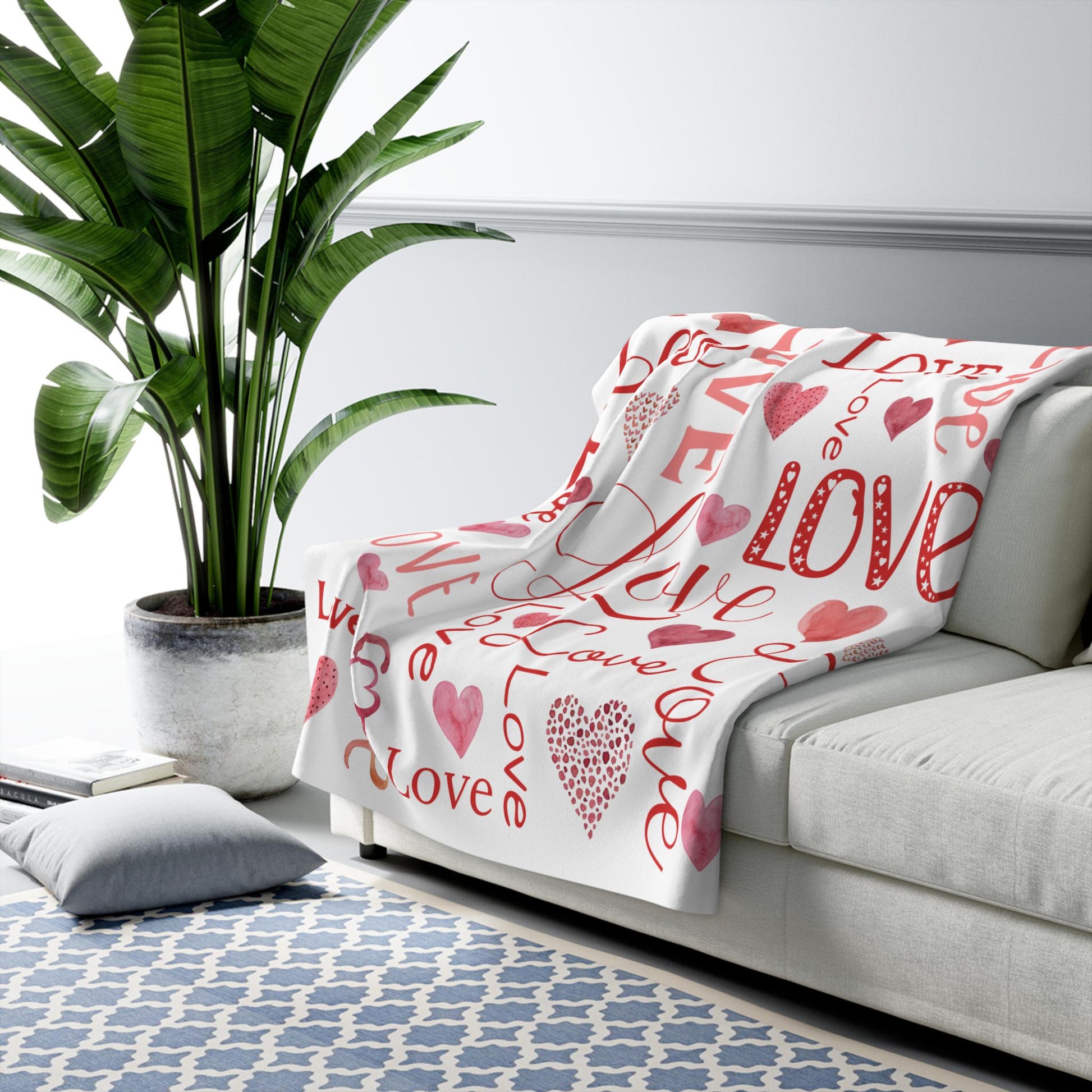 Fleece Blanket Love Design - Valentine's Day Gift, Anniversary, Birthday - Cozy Throw, Watercolor Heart Print, Everyday Home Decor