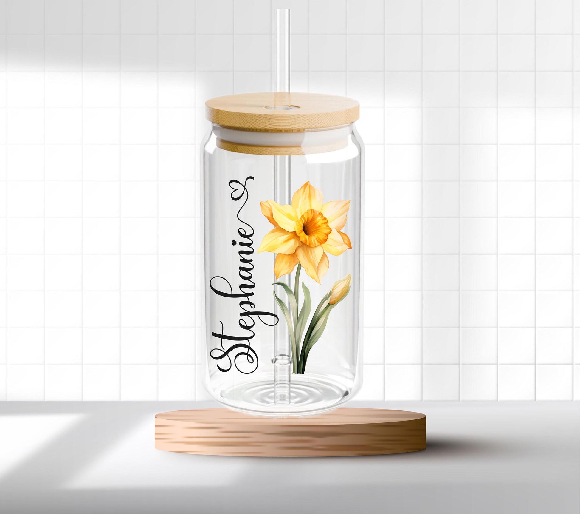 Personalized Birth Month Flower Sipper Glass: 16oz, Floral Sipper Glass, Gift for Her